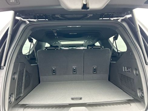 New 2026 GMC Yukon XL Elevation w/ Elevation Premium Package image 38