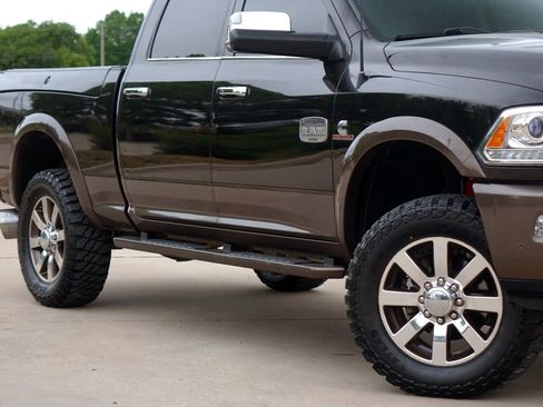 Used 2017 RAM 2500 Longhorn w/ Convenience Group AWD/4WD image 3