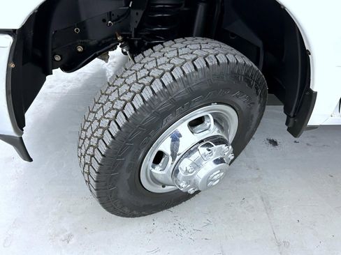 Used 2023 RAM 3500 Tradesman image 23