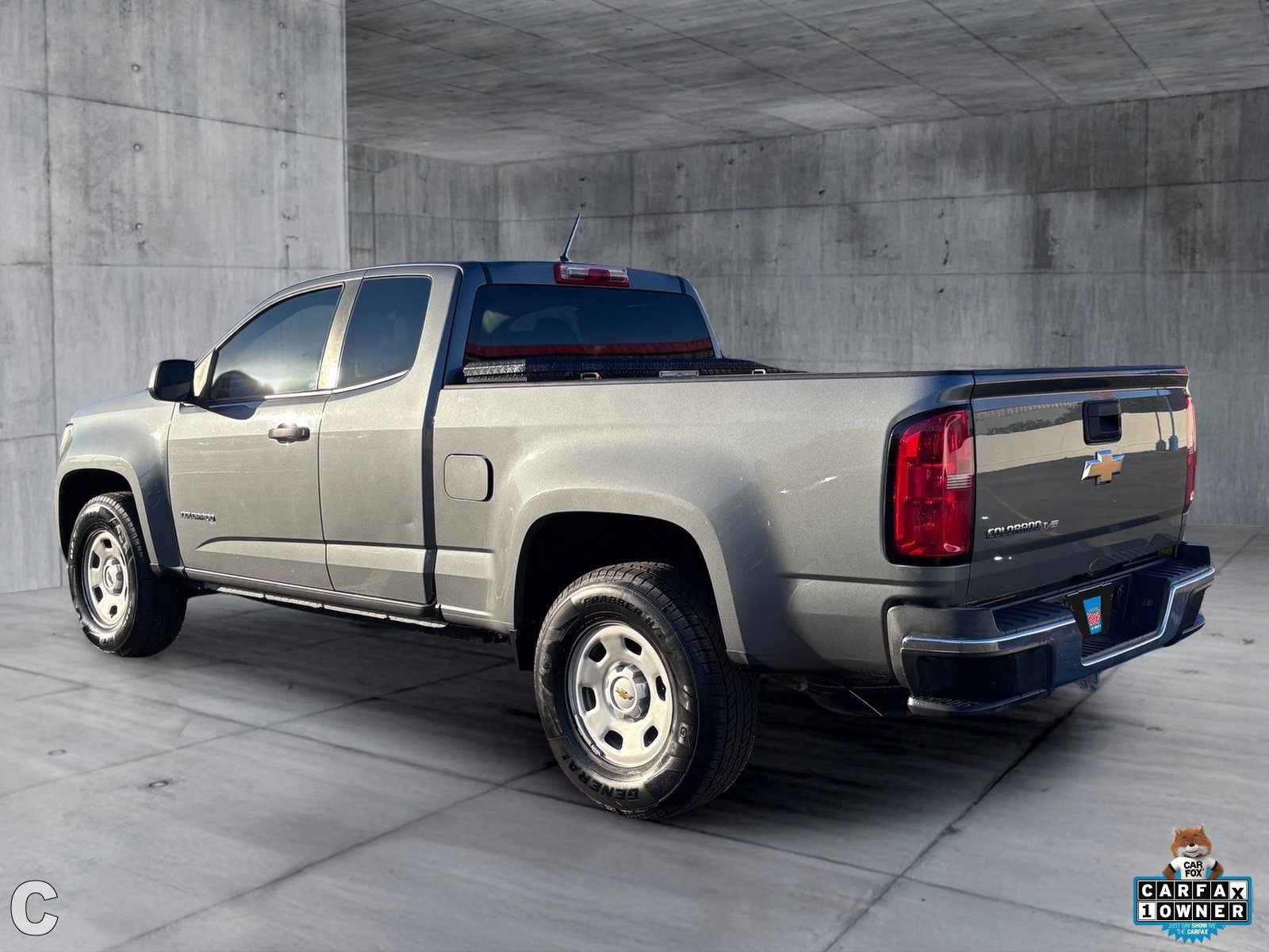 Used 2019 Chevrolet Colorado W/T w/ WT Convenience Package RWD image 4