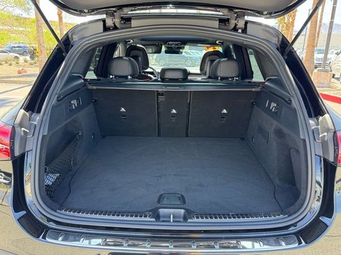 Certified 2024 Mercedes-Benz GLC 43 AMG 4MATIC w/ Driver Assistance Package image 19