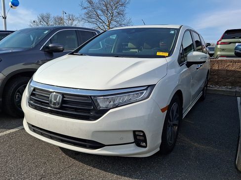 Used 2022 Honda Odyssey Touring image 3