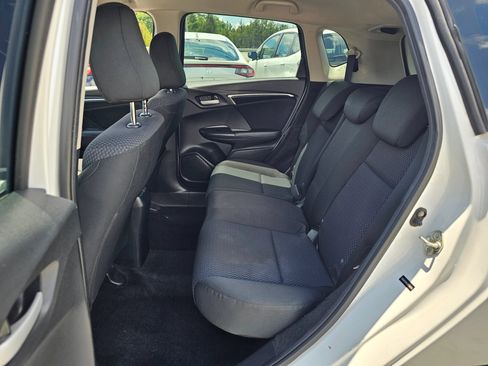 Used 2018 Honda Fit LX image 5