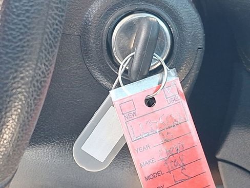 Used 2020 Chevrolet Trax LS image 32