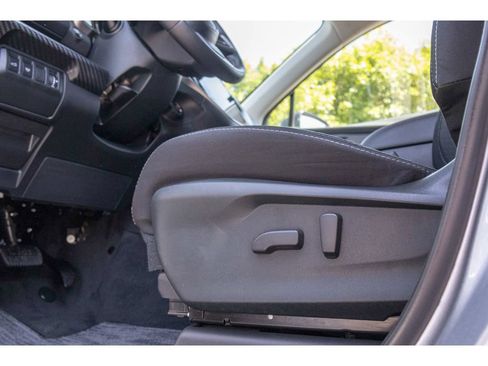 Certified 2025 Subaru Ascent Premium AWD/4WD image 18