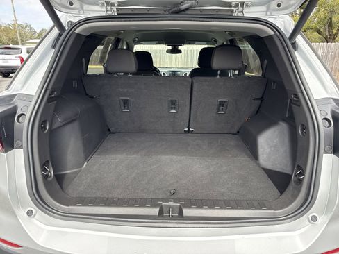 Used 2022 Chevrolet Equinox LT FWD image 26