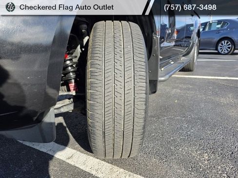 Used 2018 Nissan Frontier SV w/ Value Truck Package image 14