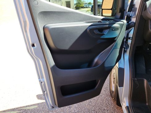 New 2025 Mercedes-Benz Sprinter 2500 image 15
