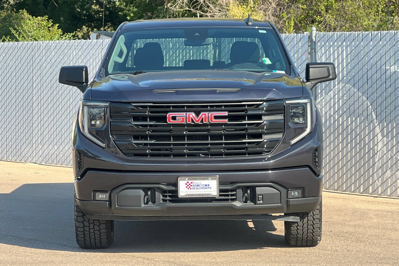 Used 2022 GMC Sierra 1500 Elevation AWD/4WD image 6