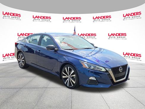 Used 2020 Nissan Altima 2.5 SR w/ Premium Package FWD image 1