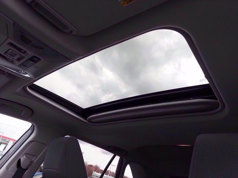 Used 2019 Toyota RAV4 XLE w/ Carpet Mat Package image 14