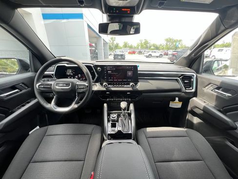 New 2026 GMC Canyon Elevation w/ Convenience Package AWD/4WD image 2