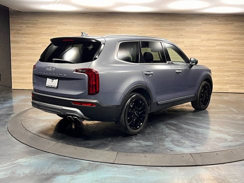 Used 2022 Kia Telluride S image 9