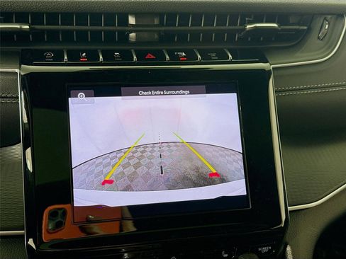 New 2025 Jeep Grand Cherokee L Altitude image 8