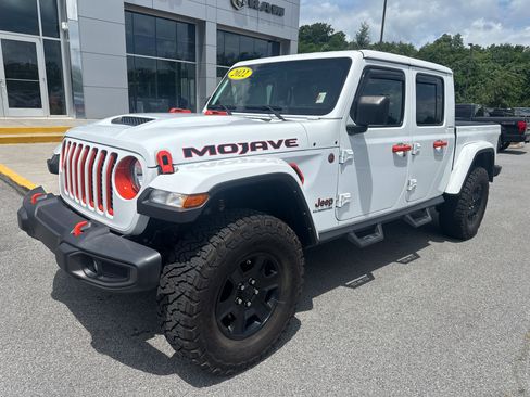 Used 2022 Jeep Gladiator Mojave w/ Cold Weather Group AWD/4WD image 2