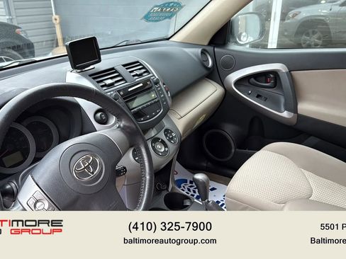 Used 2006 Toyota RAV4 Limited image 11