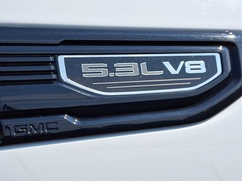 Used 2023 GMC Sierra 1500 Elevation w/ LPO, Elevation Black Package AWD/4WD image 33