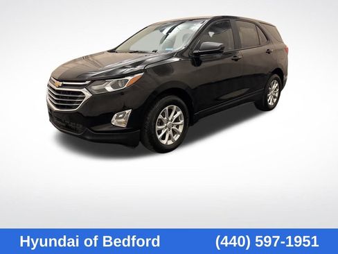 Used 2020 Chevrolet Equinox LS w/ LPO, Floor Liner Package image 1