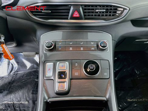 Used 2023 Hyundai Santa Fe SE FWD image 19