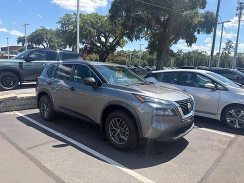 Used 2021 Nissan Rogue S FWD image 6