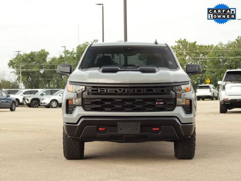 Used 2024 Chevrolet Silverado 1500 Custom Trail Boss AWD/4WD image 2