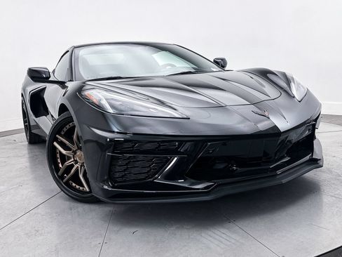 Used 2023 Chevrolet Corvette Stingray Premium Conv w/ Z51 Performance Package RWD image 7
