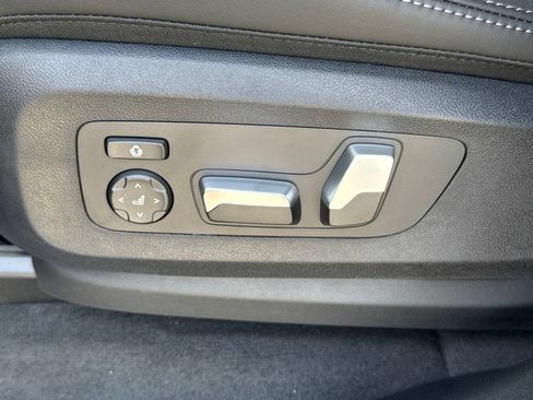 New 2026 BMW X5 sDrive40i w/ Premium Package RWD image 17