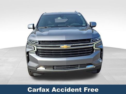Used 2021 Chevrolet Suburban LT image 3