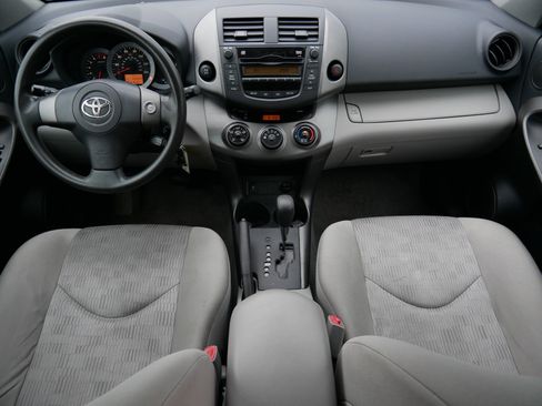 Used 2010 Toyota RAV4 4WD image 10