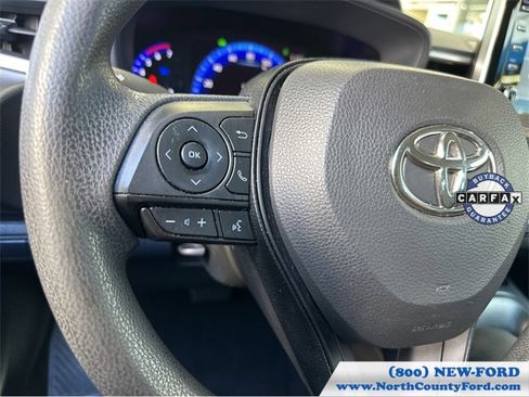 Used 2020 Toyota Corolla LE image 23