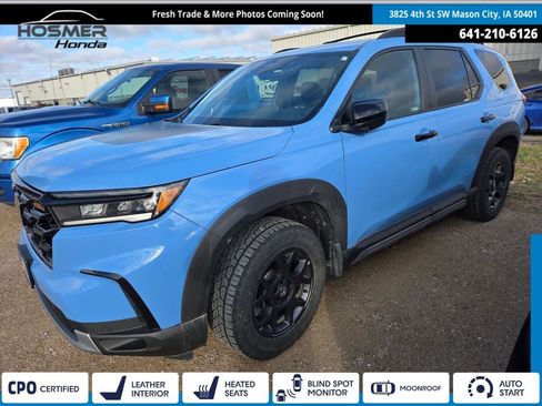 Certified 2023 Honda Pilot TrailSport image 1