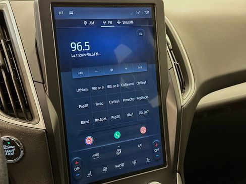 Used 2024 Ford Edge SEL image 21