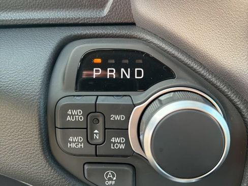 New 2026 RAM 1500 Big Horn AWD/4WD image 39