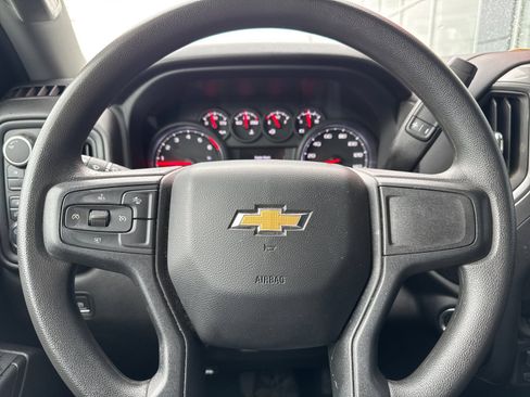 Used 2024 Chevrolet Silverado 2500 Custom w/ Custom Value Package image 21