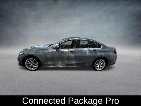 Used 2025 BMW 330i Sedan w/ Convenience Package RWD image 4