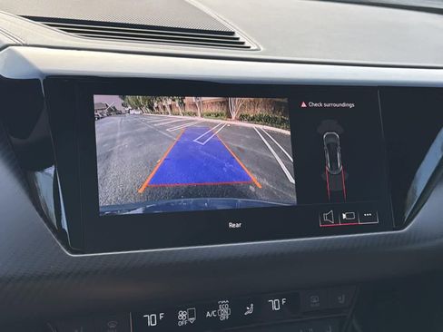 Used 2023 Audi e-tron GT Premium Plus w/ Performance Package image 18