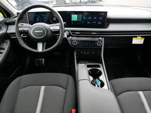 Used 2026 Hyundai Sonata SEL AWD/4WD image 10
