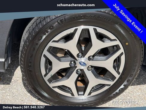 Used 2023 Subaru Forester Premium AWD/4WD image 19