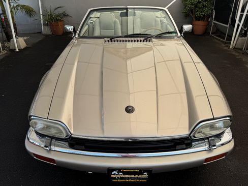 Used 1996 Jaguar XJS 4.0 Convertible RWD image 11