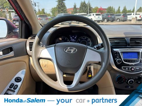 Used 2013 Hyundai Accent GLS FWD image 15