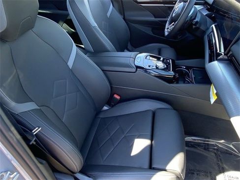 New 2025 BMW 530i w/ M Sport Package image 11