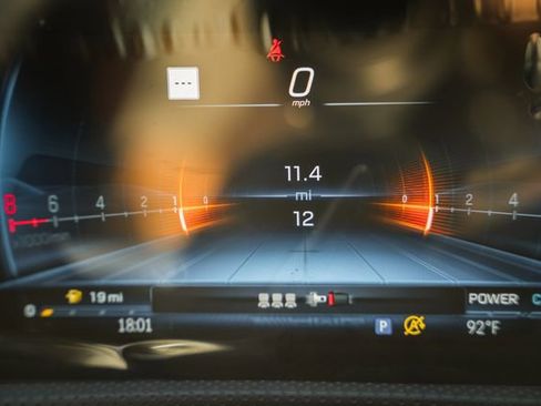 New 2025 Mercedes-Benz CLA 35 AMG 4MATIC image 44