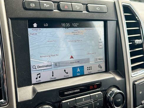 Used 2018 Ford F250 Lariat w/ Lariat Ultimate Package AWD/4WD image 13