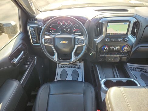 Used 2023 Chevrolet Silverado 2500 LTZ w/ LTZ Plus Package image 39