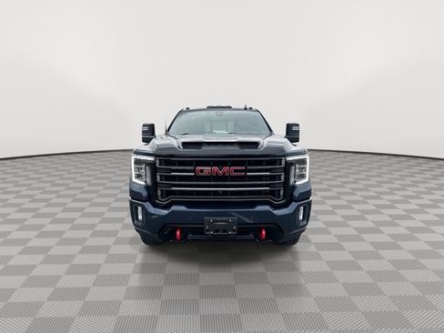 Used 2022 GMC Sierra 3500 AT4 w/ AT4 Preferred Package image 3
