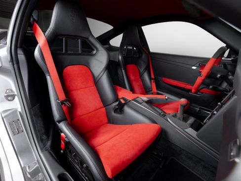 Used 2011 Porsche 911 GT2 RS image 36