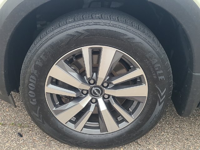 Used 2024 Nissan Pathfinder SL AWD/4WD image 9