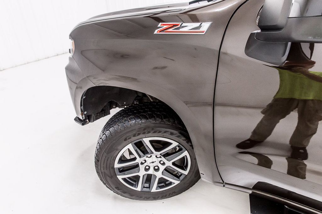 Used 2019 Chevrolet Silverado 1500 LT Trail Boss w/ Convenience Package AWD/4WD image 13
