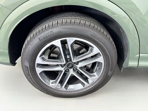 Used 2025 Audi Q5 Premium Plus w/ Premium Plus image 32