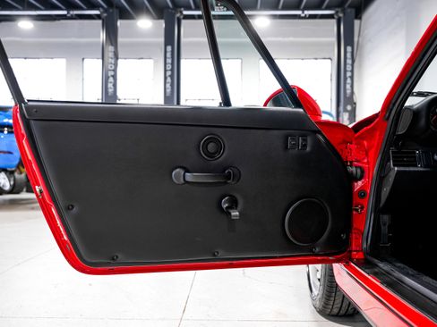 Used 1993 Porsche 911 RS America image 24